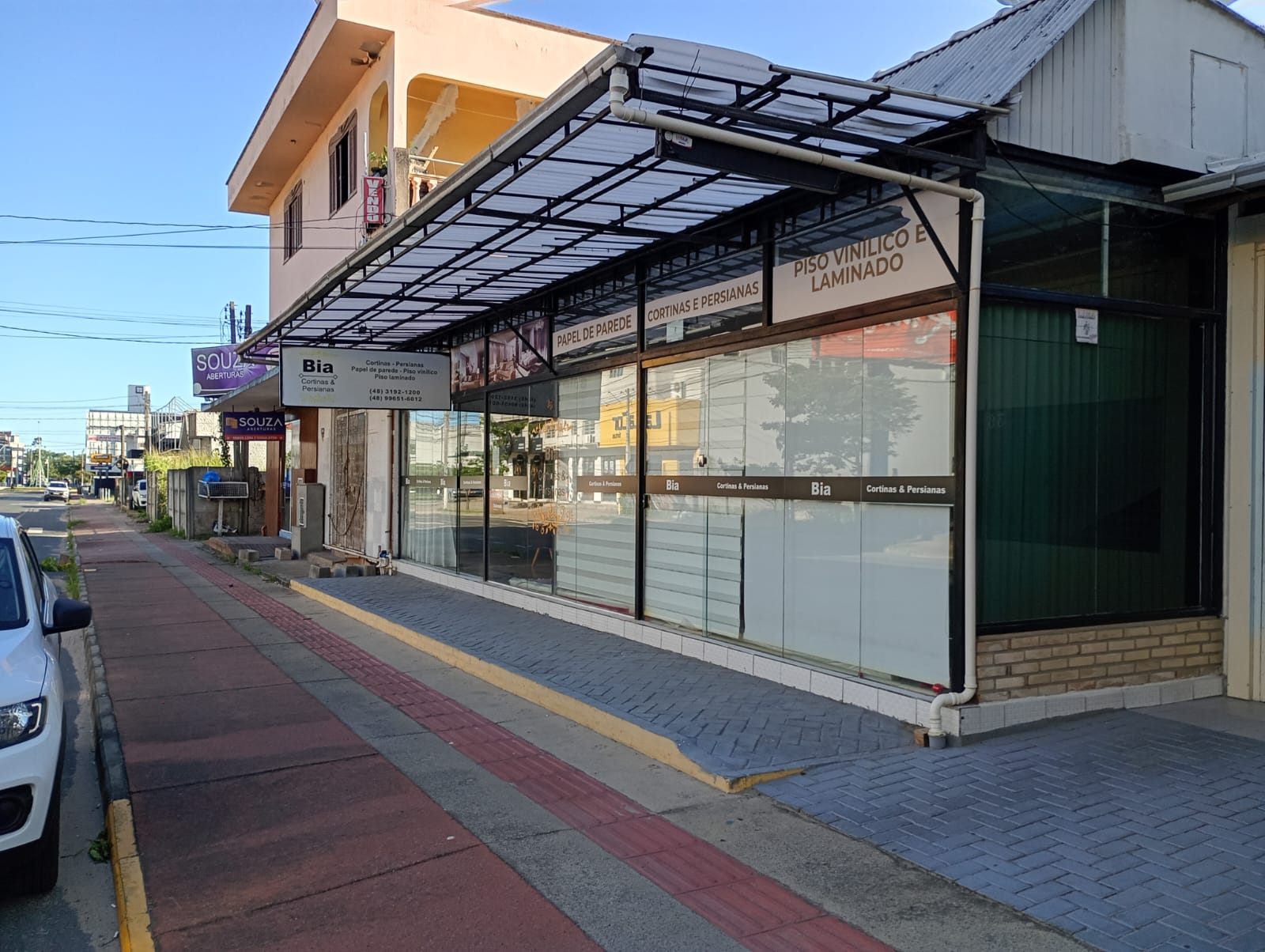 Fachada da loja - Outra vista